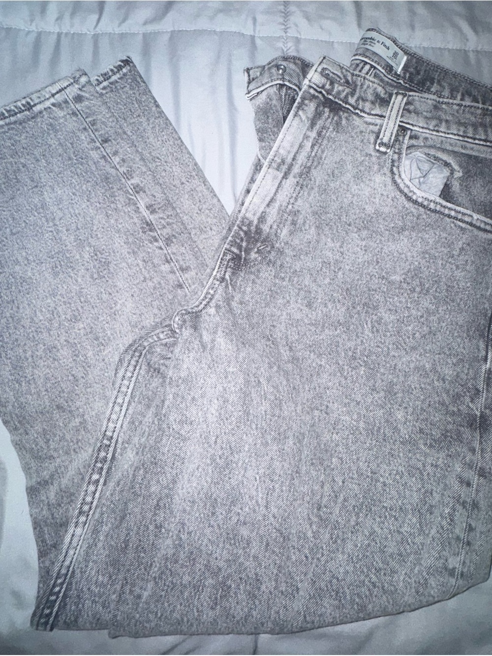 Abercrombie & Fitch Women's Light Gray Straight Jeans